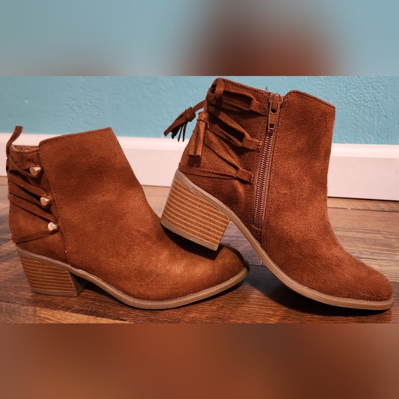 Sz 2 True Craft Girls Booties - Picture 6 of 7